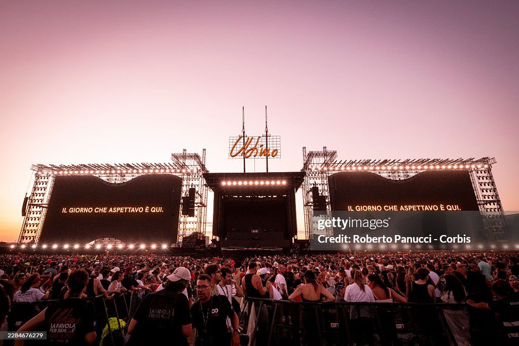 ROME, ITALY - JULY 4: Ultimo performs onstage at Tor Vergata on July 4, 2026 in Rome, Italy. (Photo by Roberto Panucci - Corbis/Corbis via Getty Images)